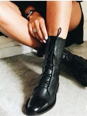Grant & Mercer Women’s Black Lace-Up Leather Ankle Boots